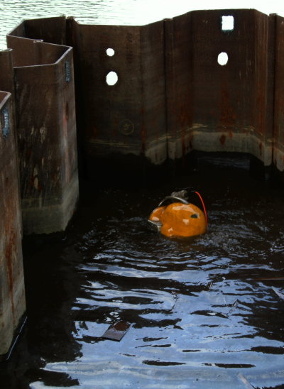 Unterwasserarbeiten Helmtaucher Kirby